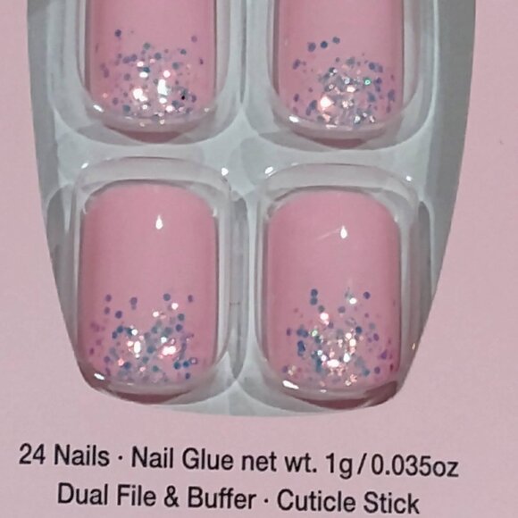 OPI ~~ Mad about OOOH #holidaynails #glitternails - Picture 2 of 4